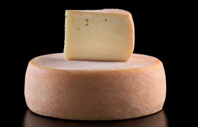 "Tomme : Un Voyage Gourmand à Travers les Fromages Traditionnels